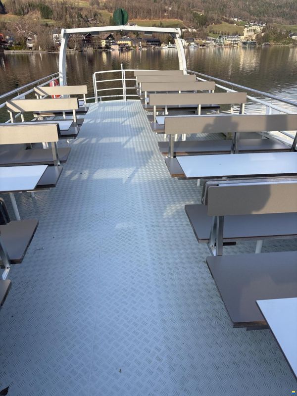 Fahrgastschiff