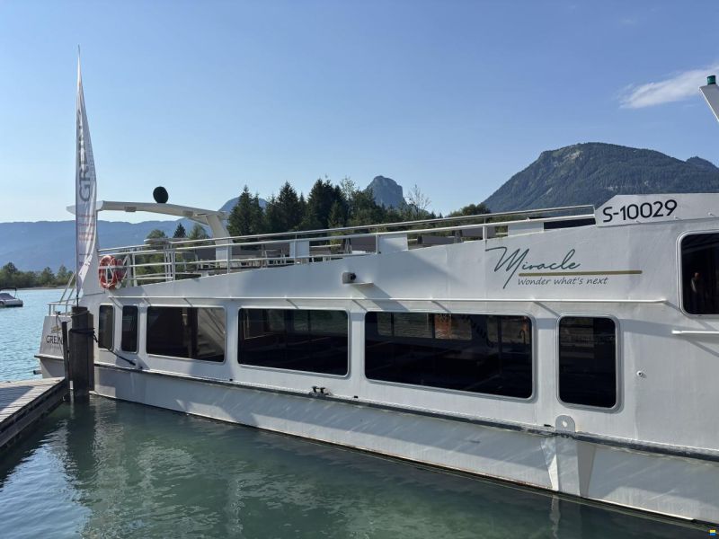 Fahrgastschiff