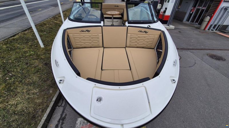 Sea Ray SPX 210 Europe