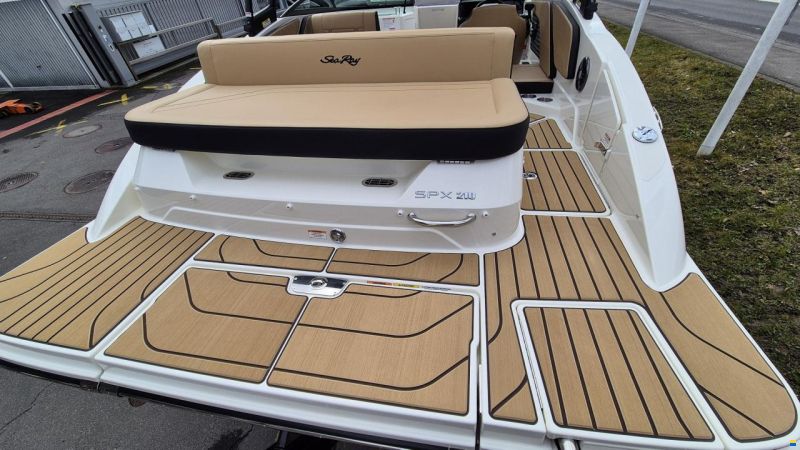 Sea Ray SPX 210 Europe