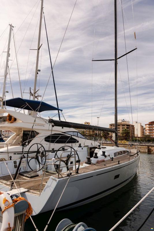 SLY YACHTS 47