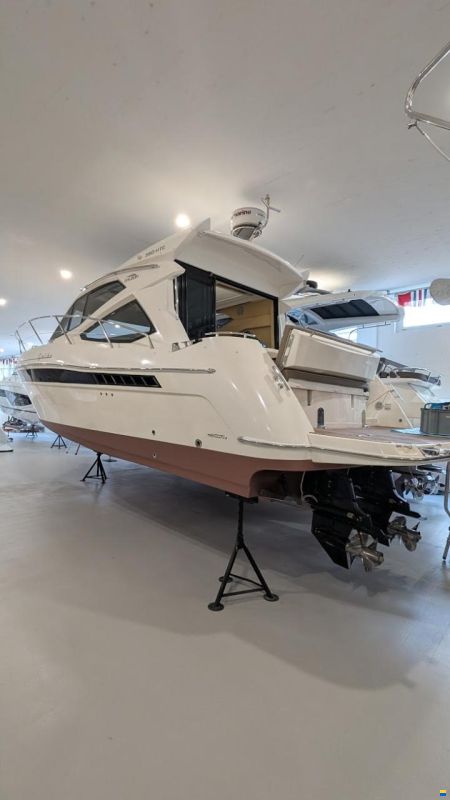 Galeon 350 HTC