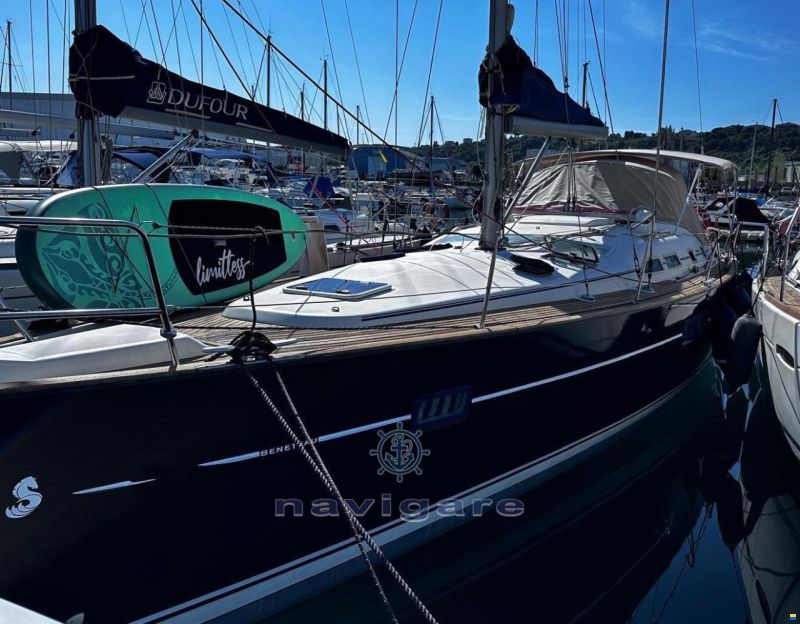 Benetau Oceanis 423