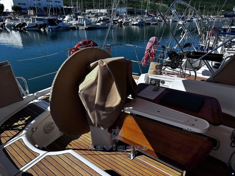 Benetau Oceanis 423