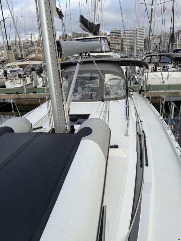 Bavaria C42