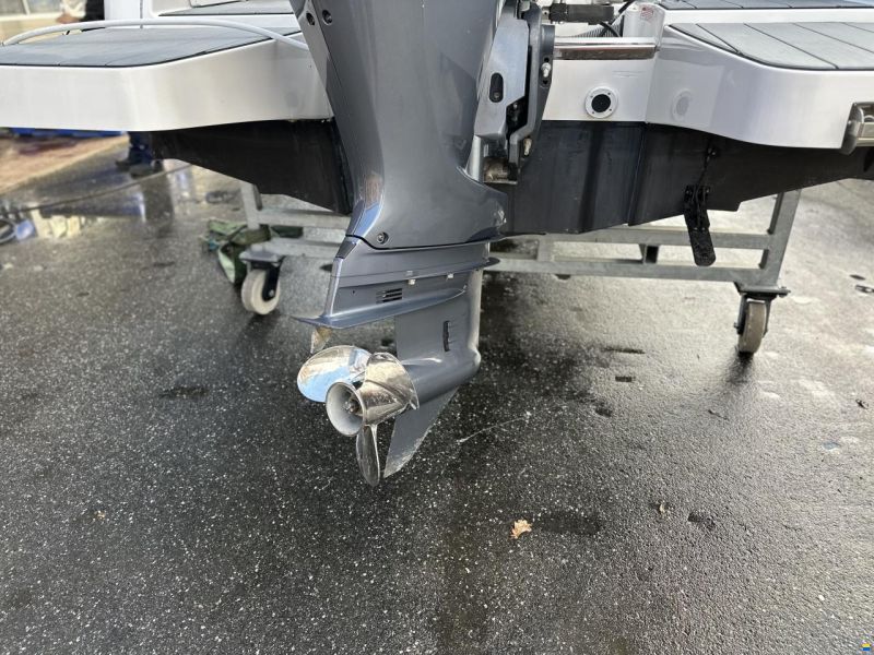 Karnic CS700 S Cabin Cruiser