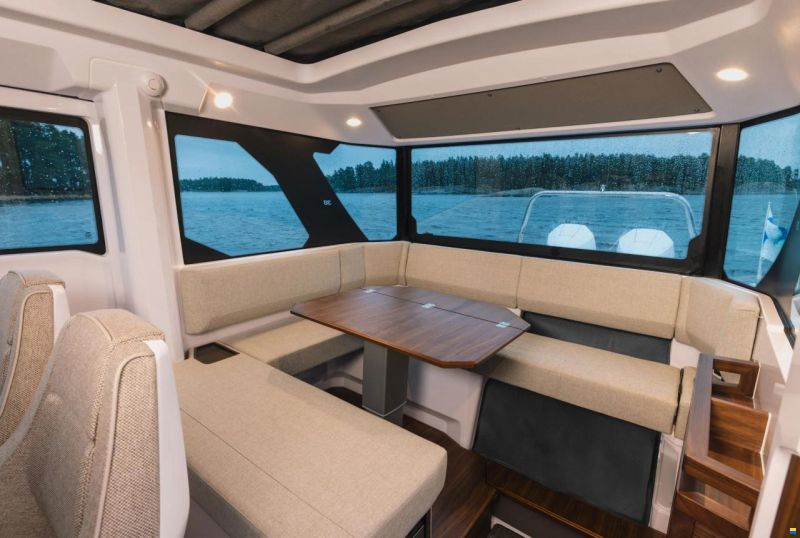 Axopar 38 Cross Cabin