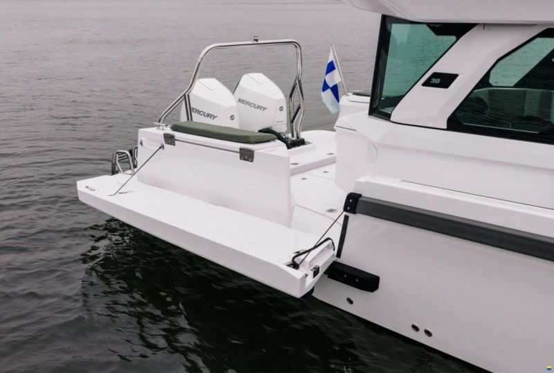 Axopar 38 Cross Cabin