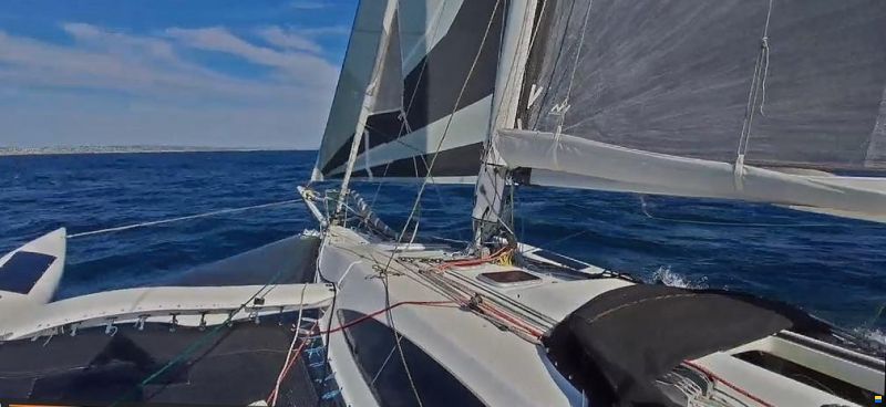 Farrier F32-RX folding trimaran