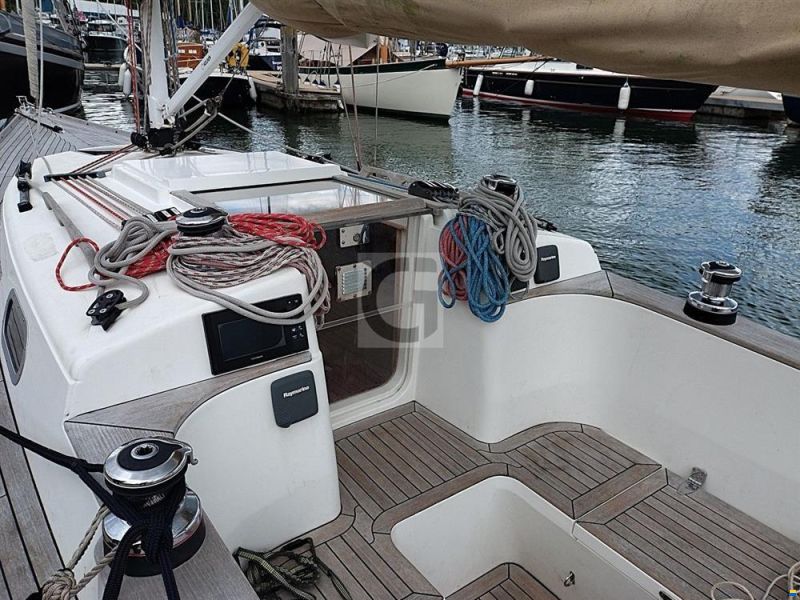 Rustler 33