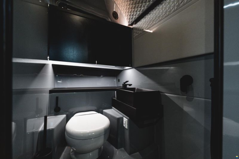 Brabus Shadow 1500 Cross Cabin