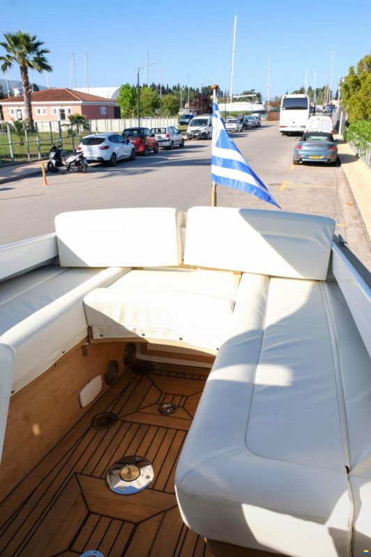 CYB Motor Yacht