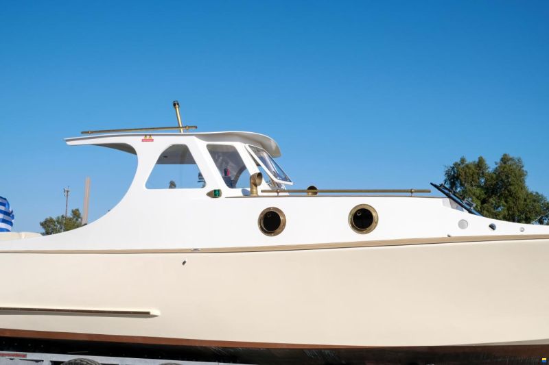 CYB Motor Yacht