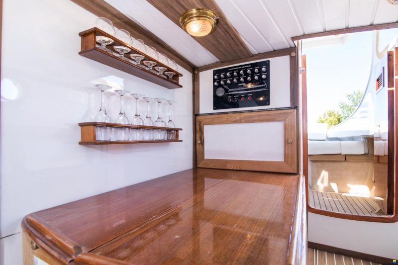CYB Motor Yacht