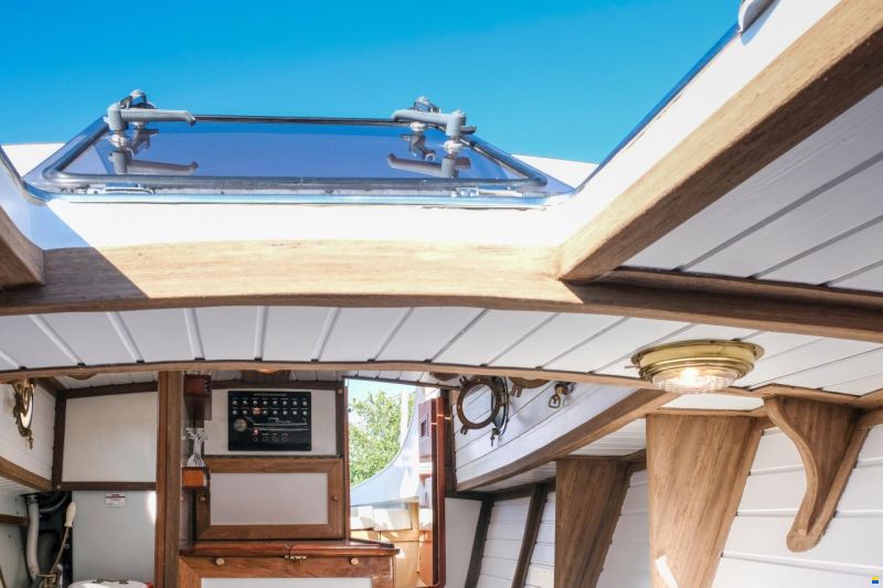 CYB Motor Yacht