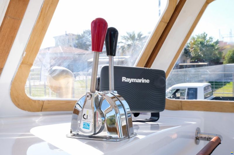 CYB Motor Yacht
