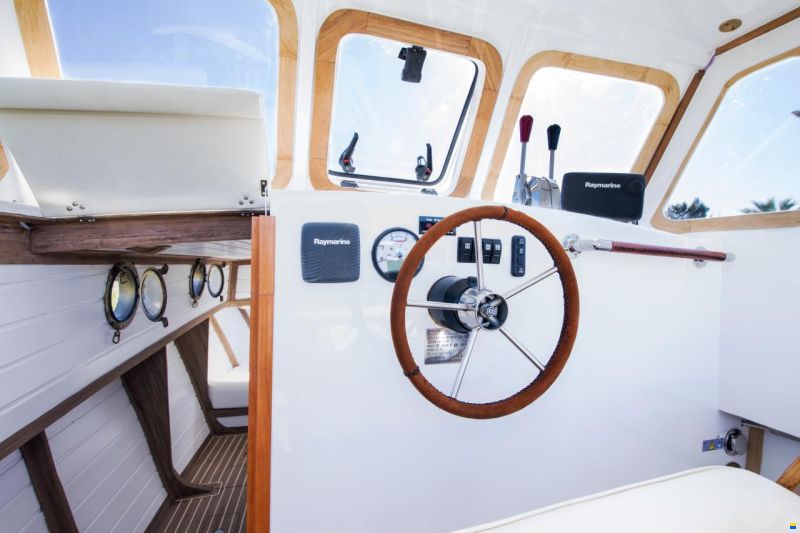 CYB Motor Yacht