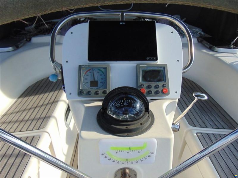 Bavaria 42