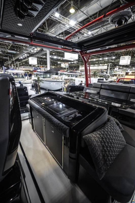 Brabus Shadow 1200 Cross-Top