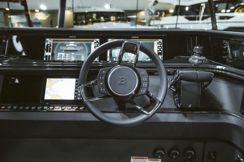 Brabus Shadow 1200 Cross-Top