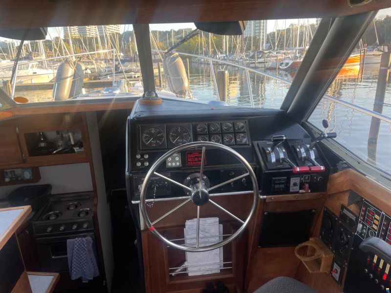 Bayliner 3288 Fly