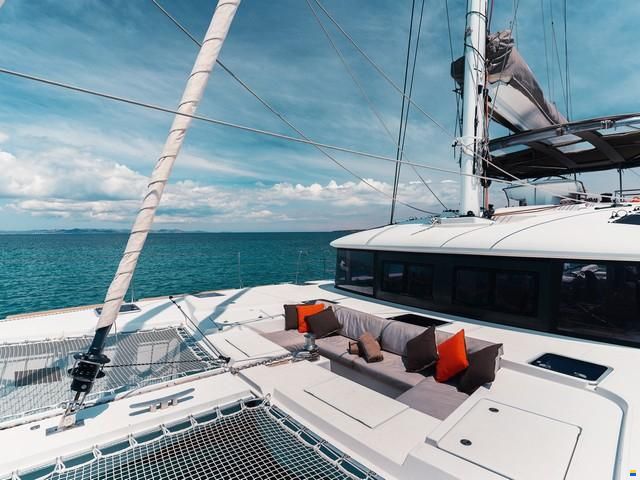 Lagoon 560