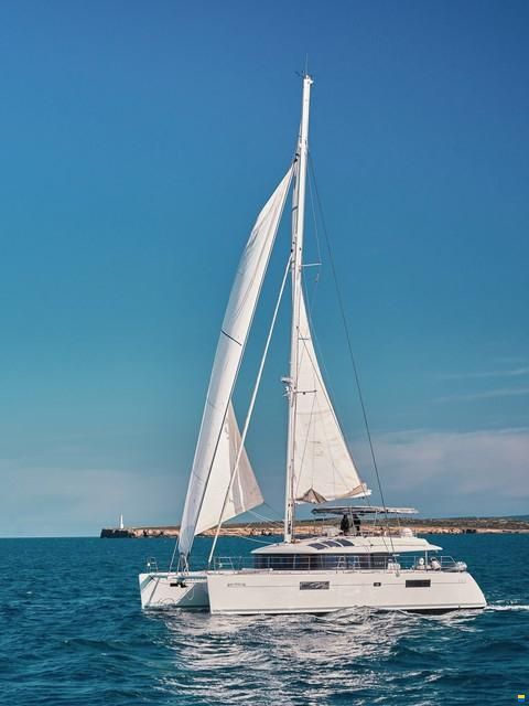 Lagoon 560