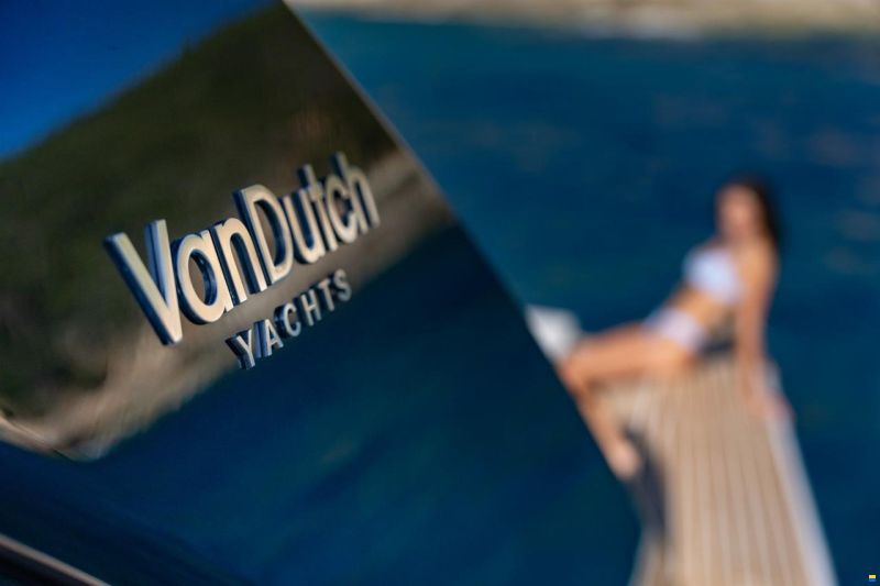 VanDutch 75
