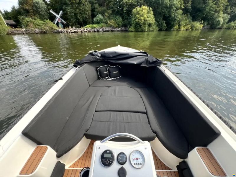 Corsiva 690 Tender
