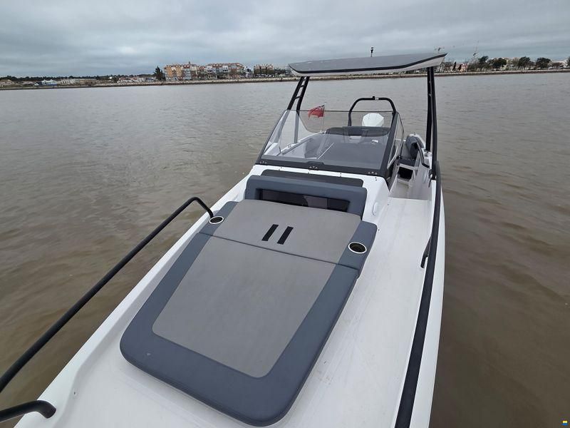 Axopar 25 Cross Top