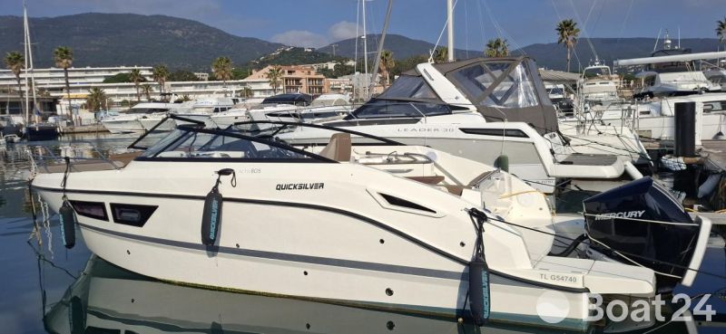 Quicksilver 805 ACTIV CRUISER