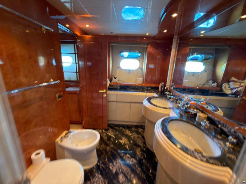 Mangusta 107 Sport