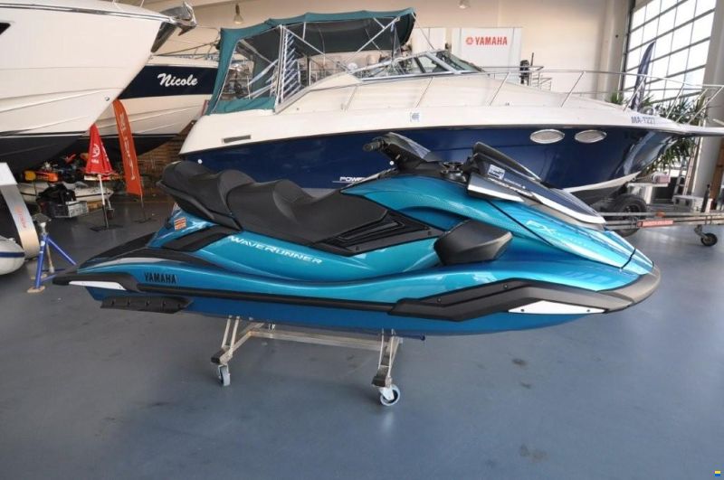 Yamaha WaveRunner FX Cruiser SVHO