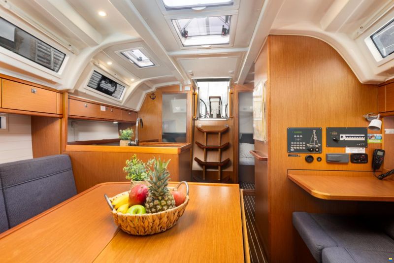 Bavaria 37 Cruiser