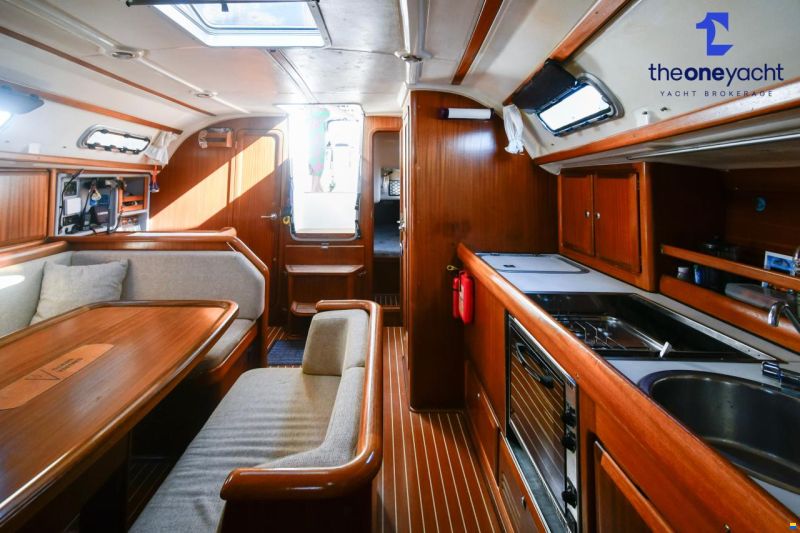 Bavaria 38 Holiday