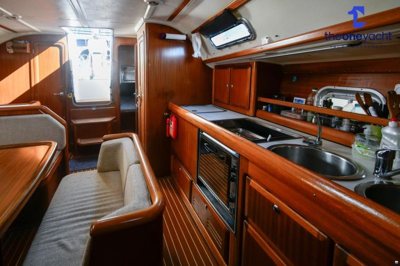 Bavaria 38 Holiday