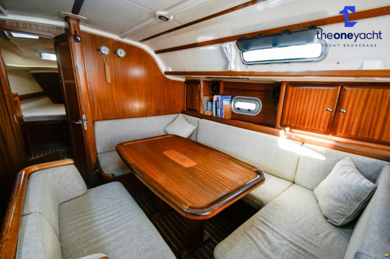 Bavaria 38 Holiday