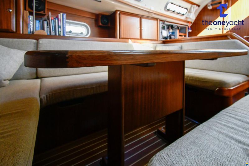 Bavaria 38 Holiday