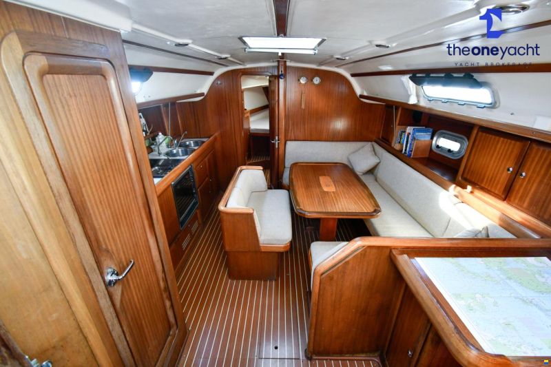 Bavaria 38 Holiday