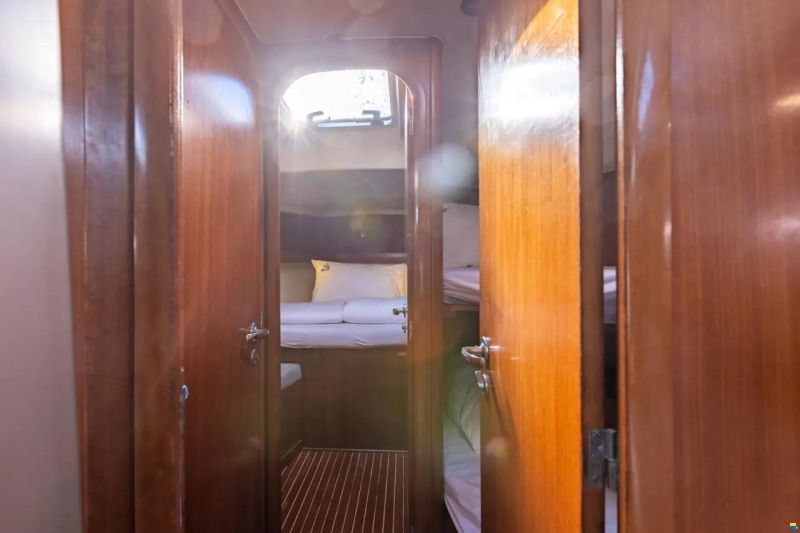 Dufour 44