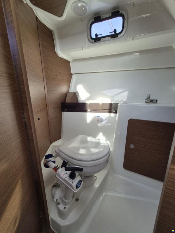 Jeanneau Merry Fisher 795