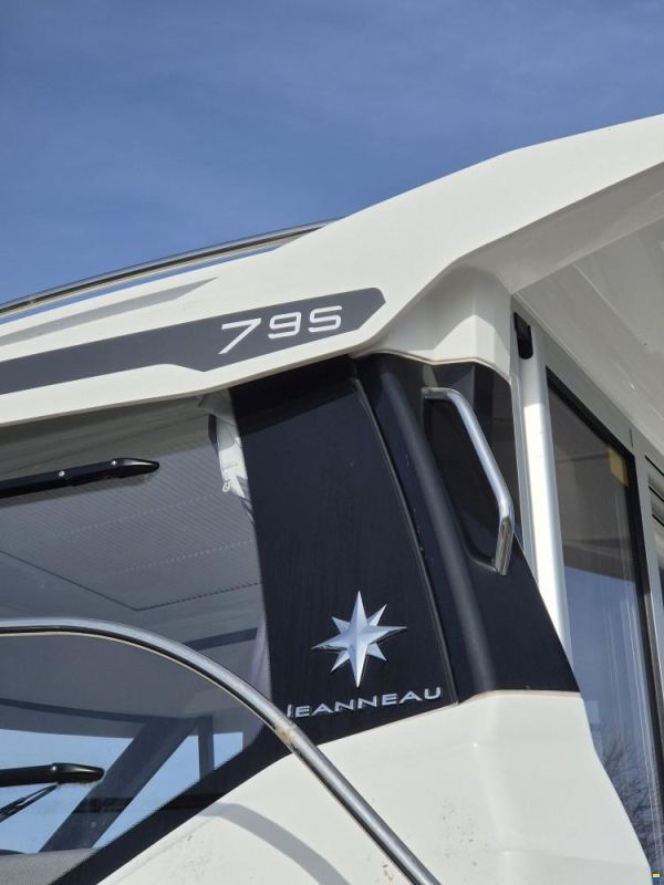 Jeanneau Merry Fisher 795