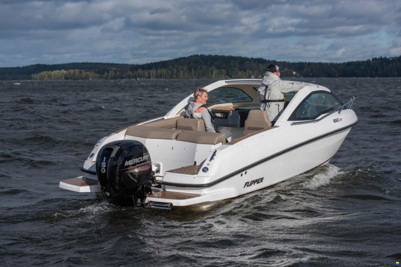 Flipper 650 ST