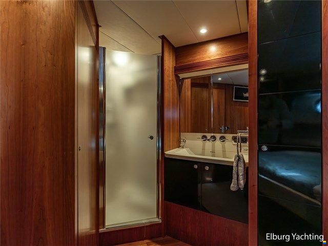 Valk Continental 1900 - Wheelhouse