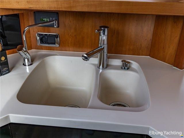 Valk Continental 1900 - Wheelhouse