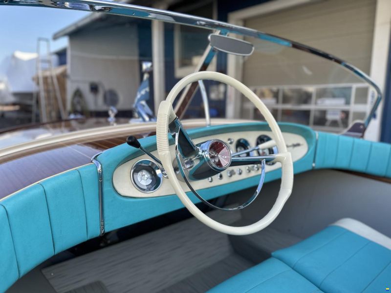 Riva Junior