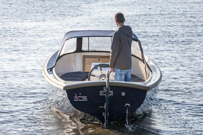 Victoria 700