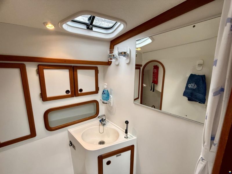 Nauticat 321