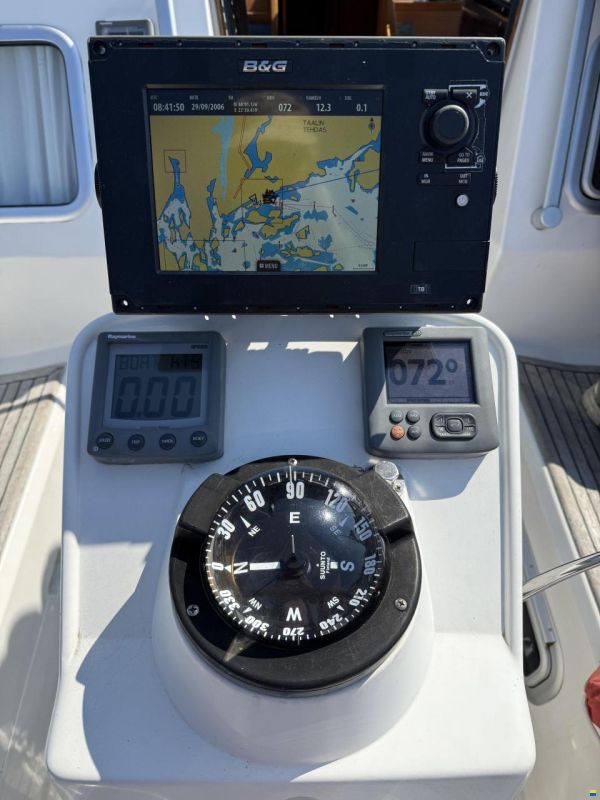 Nauticat 321