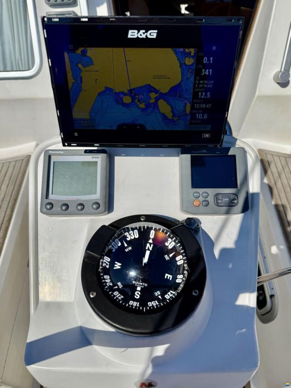 Nauticat 321